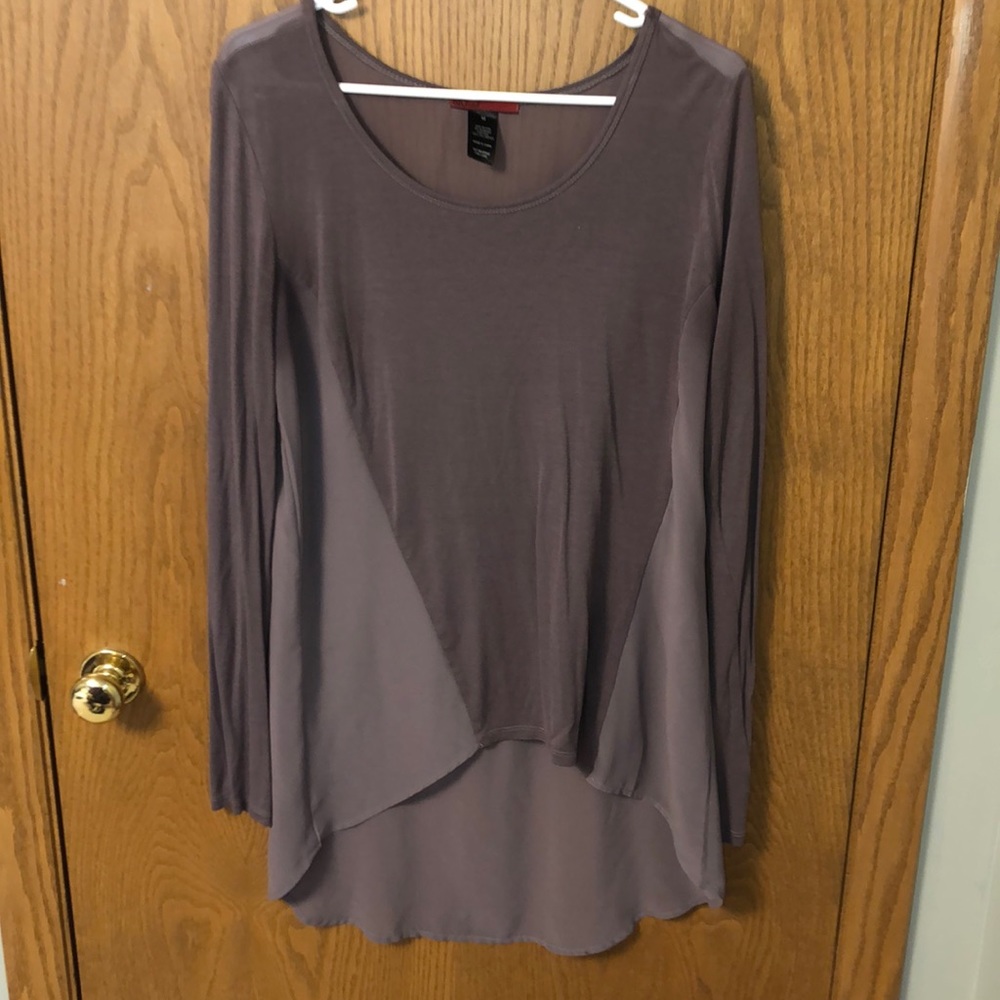 Buckle red top